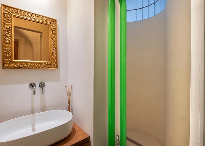 Vittorio Luxury Panoramic
