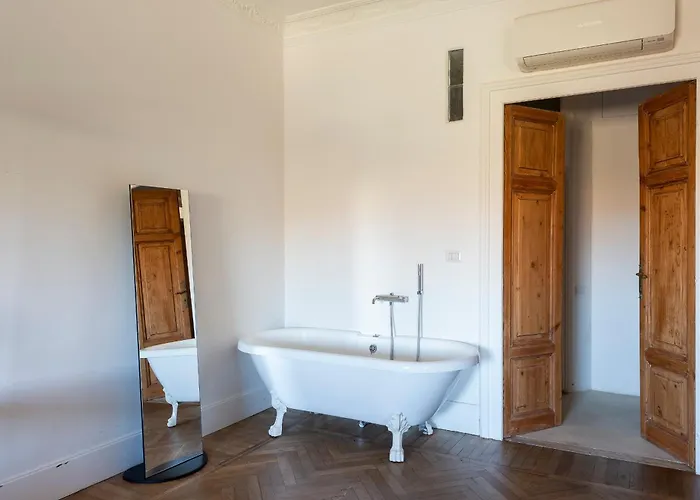 Vittorio Luxury Panoramic